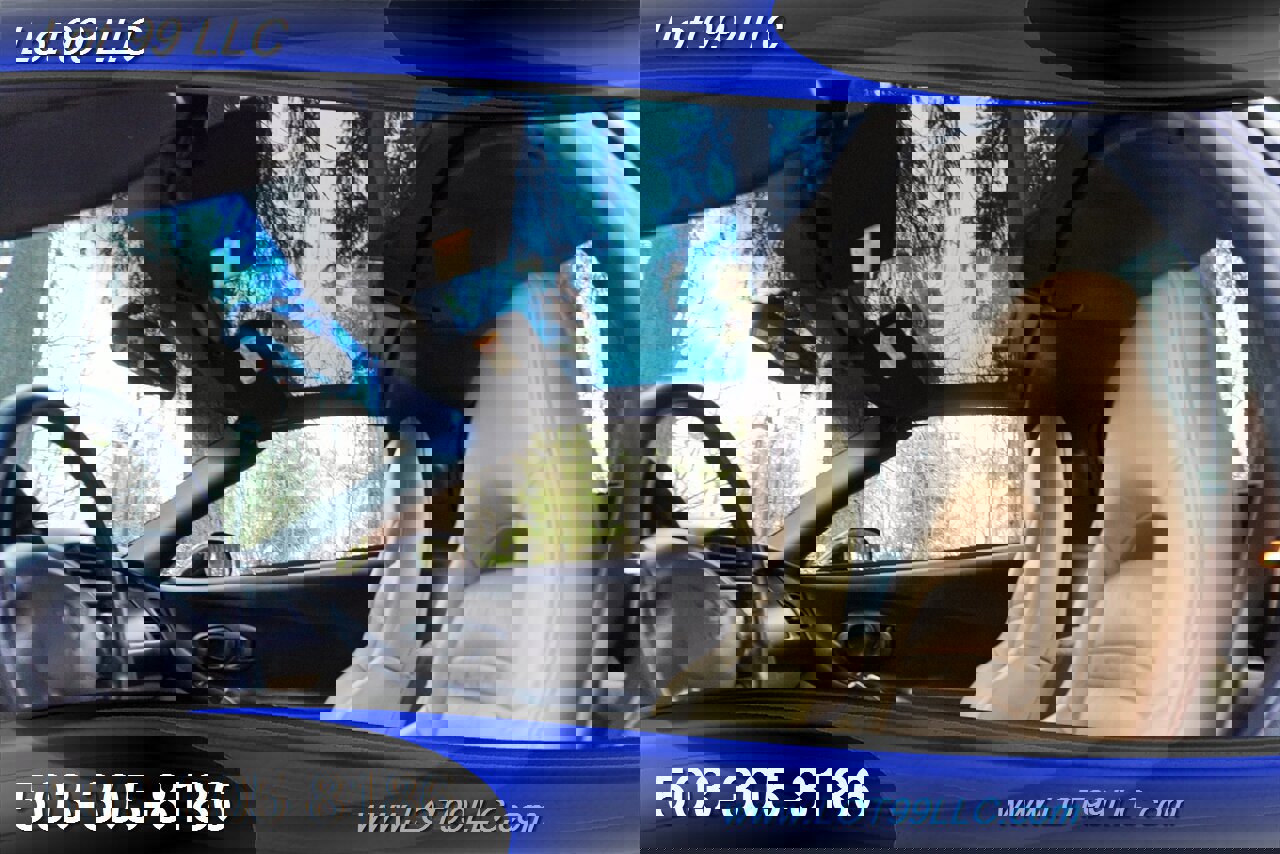 Used 2004 Chevrolet Corvette Coupe w/ Preferred Equipment Group image 13