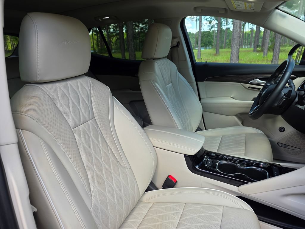 Used 2023 Buick Envision Avenir FWD image 29