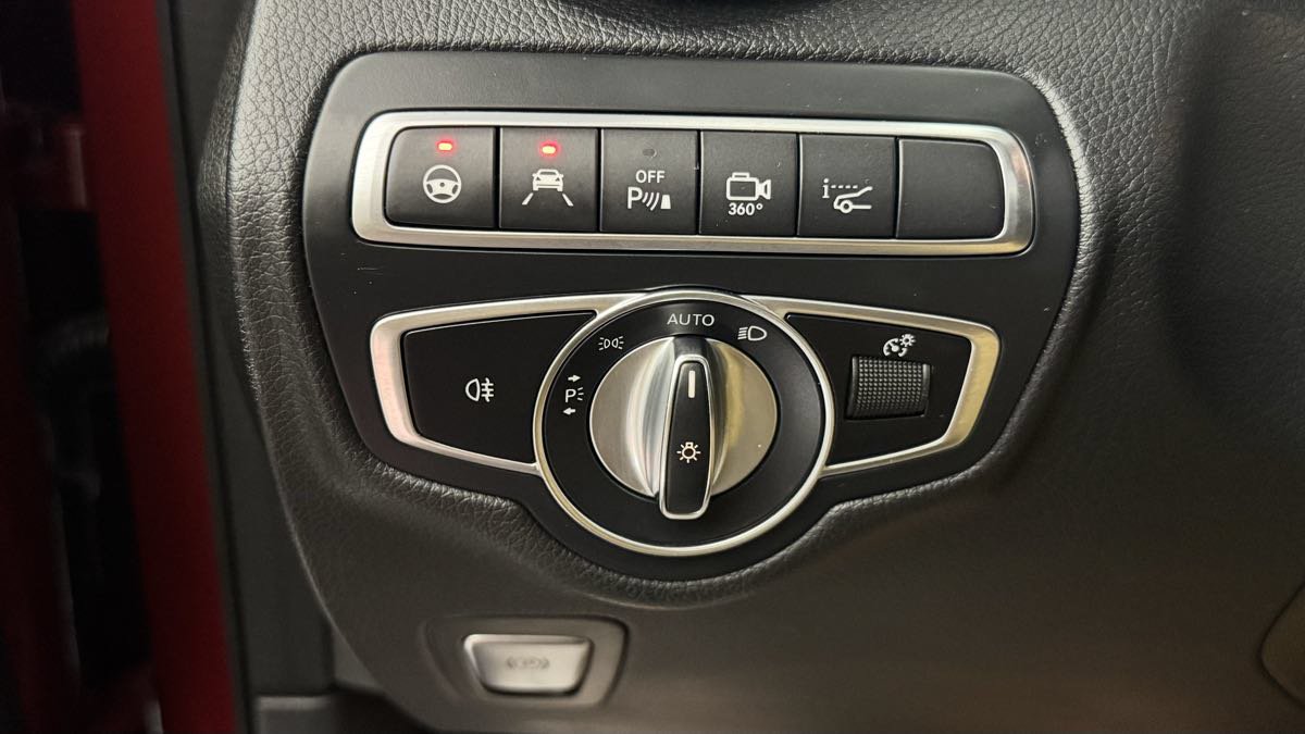 Used 2019 Mercedes-Benz GLC 63 AMG S w/ Multimedia Package image 19