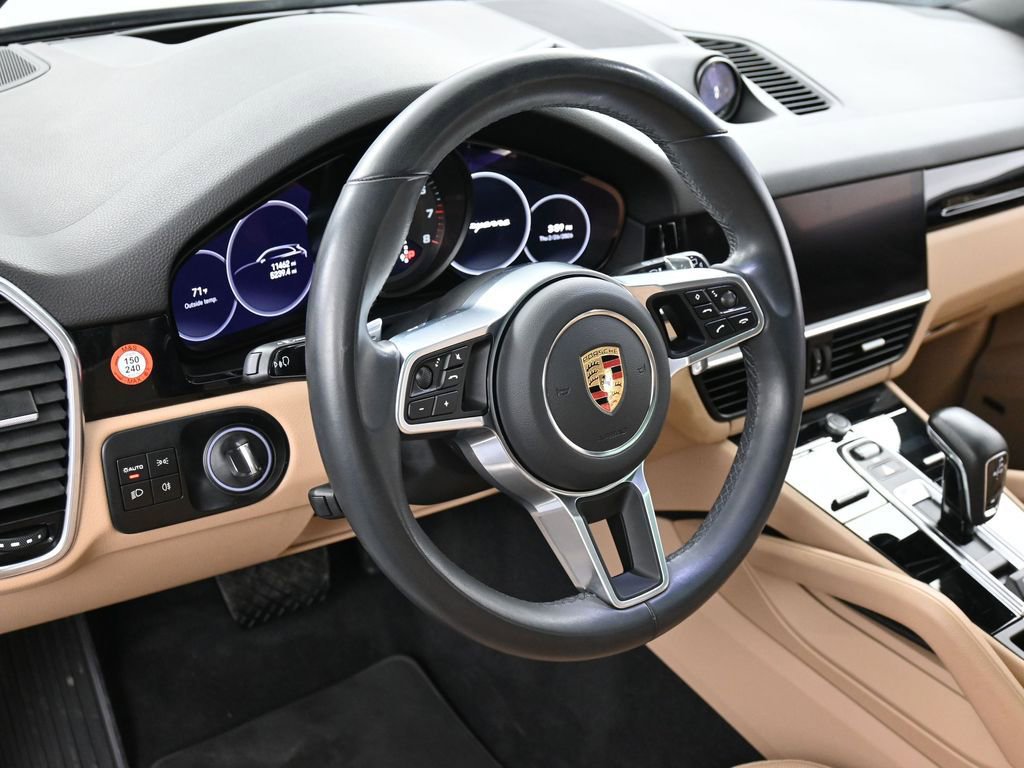 Certified 2023 Porsche Cayenne image 17
