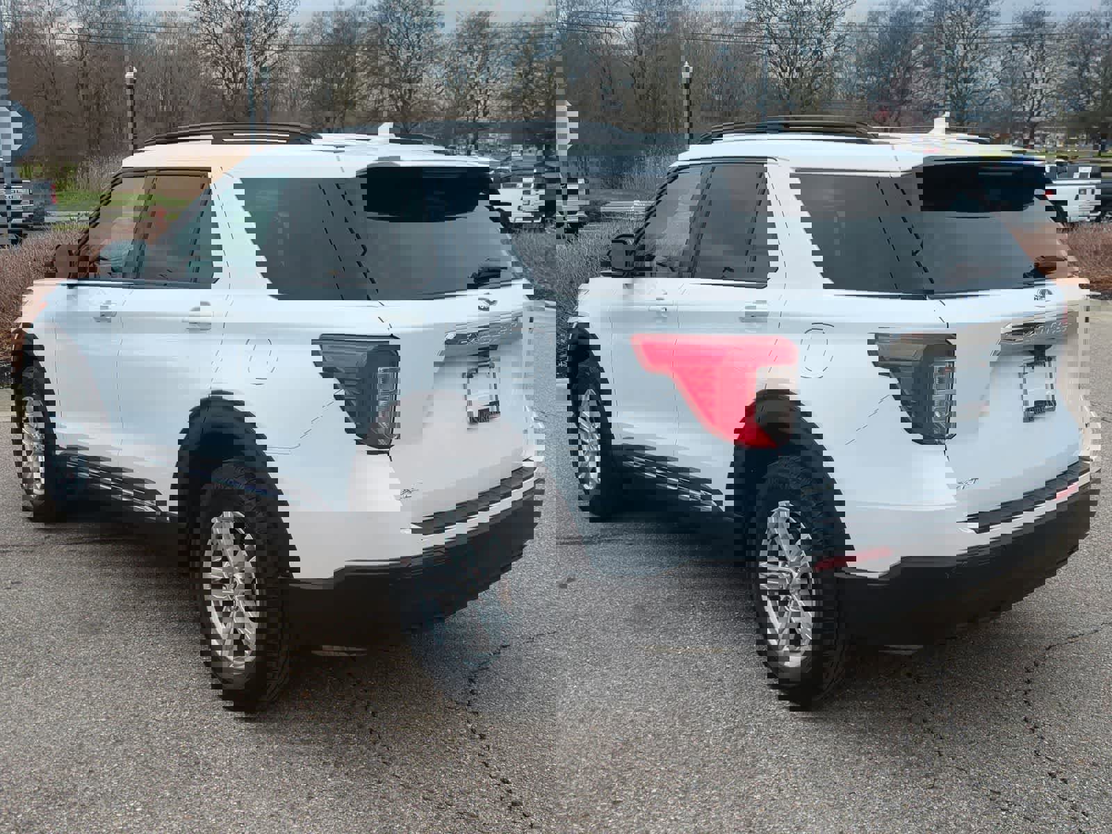 Used 2020 Ford Explorer XLT w/ Comfort Package image 11