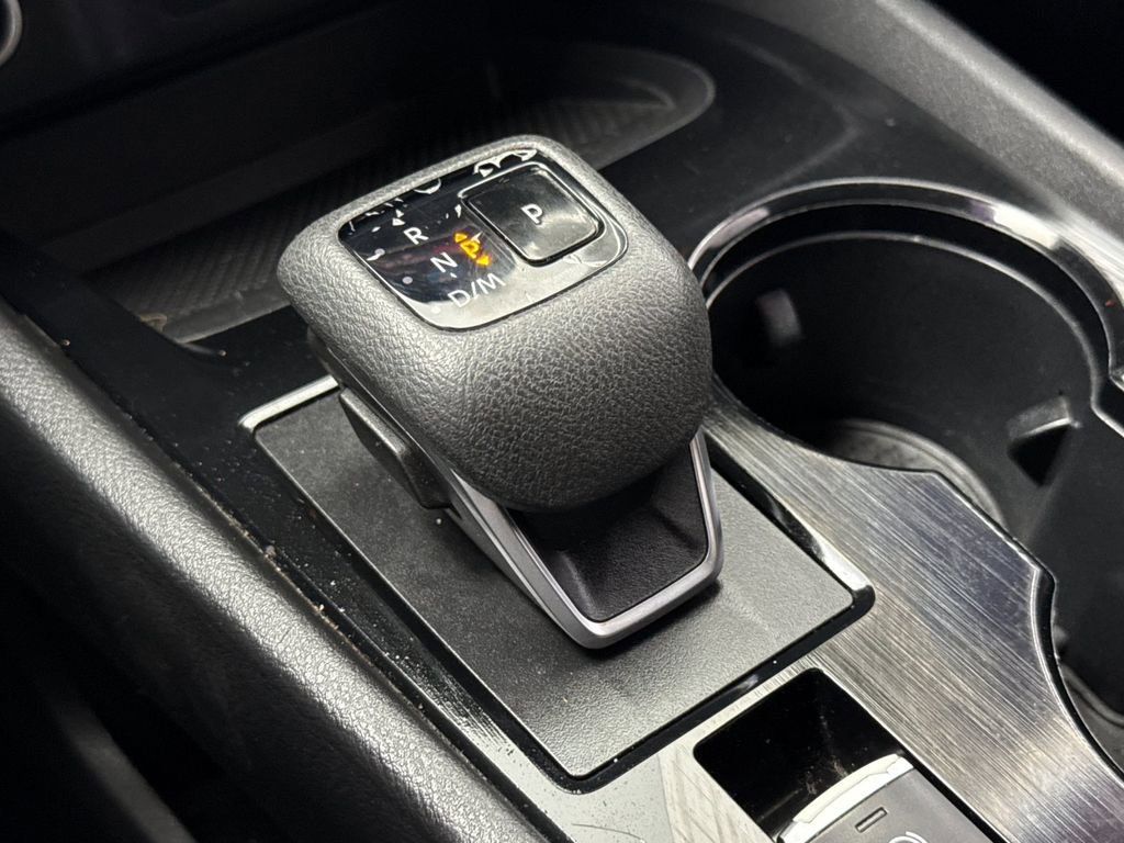 Used 2023 Nissan Rogue SV image 20