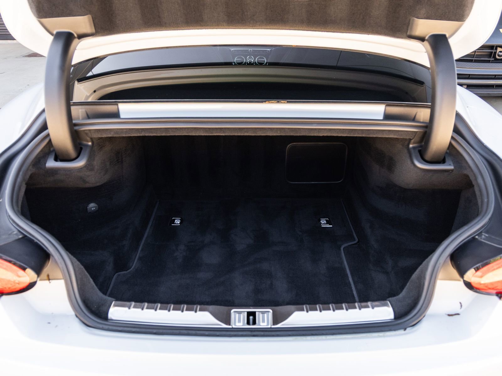 Used 2024 Bentley Continental GT image 41