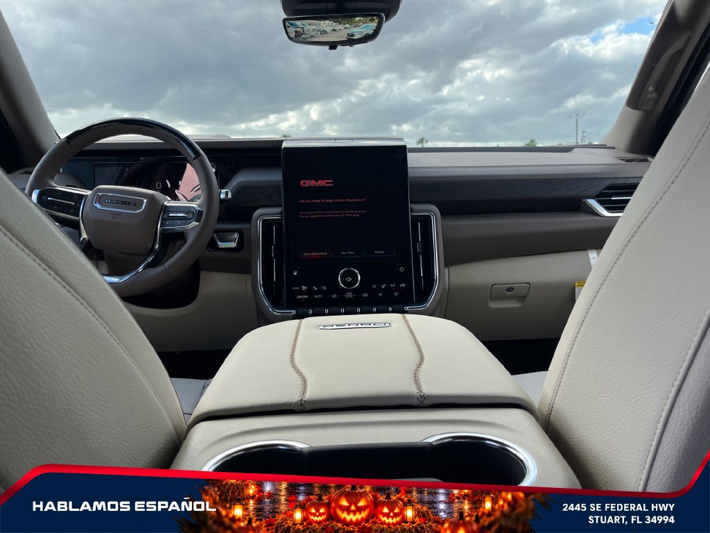 New 2027 GMC Yukon Denali w/ Denali Reserve Package AWD/4WD image 16