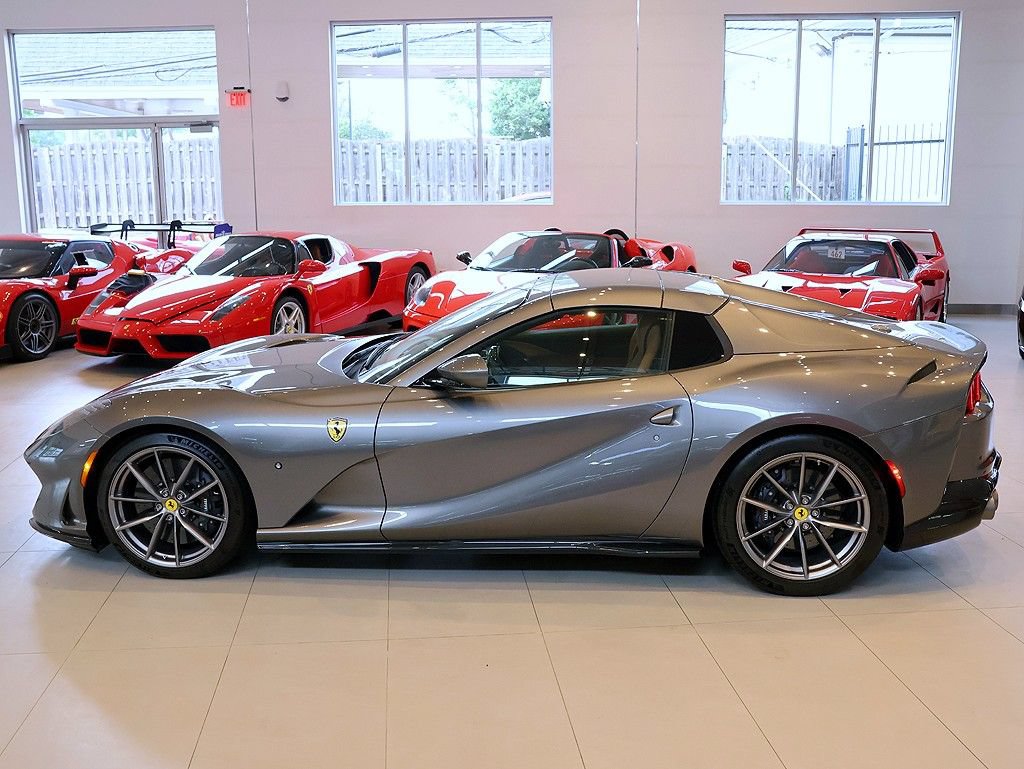 Certified 2022 Ferrari 812 GTS RWD image 3