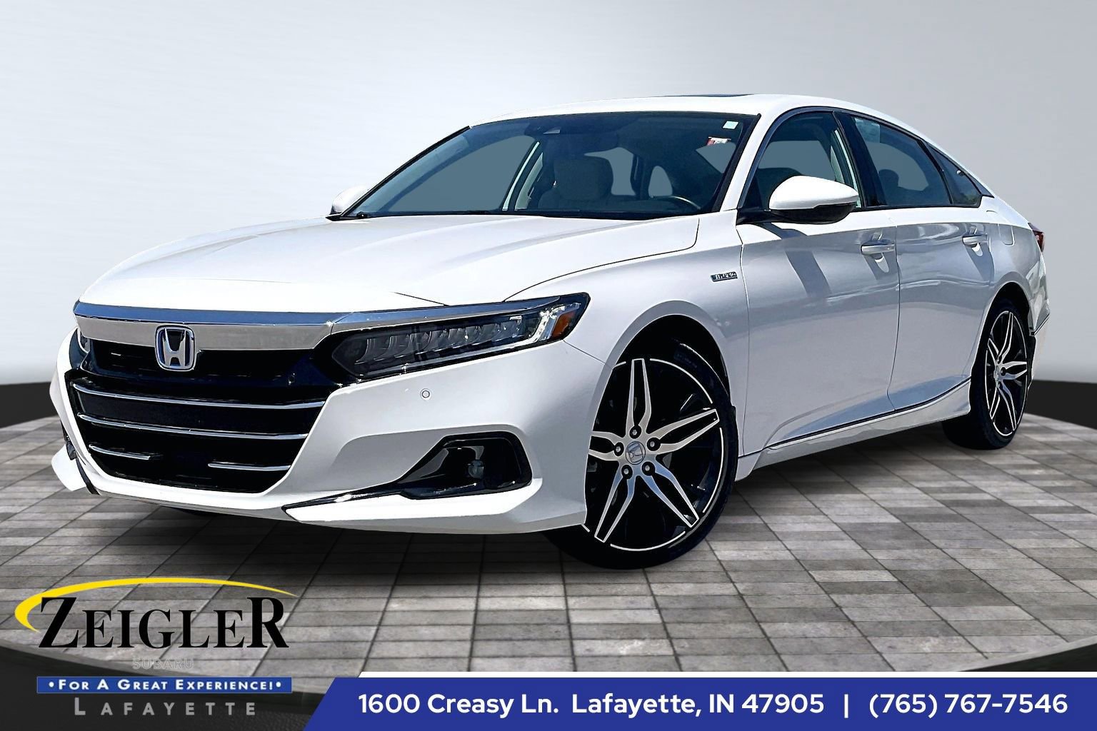 Used 2022 Honda Accord Touring image 1