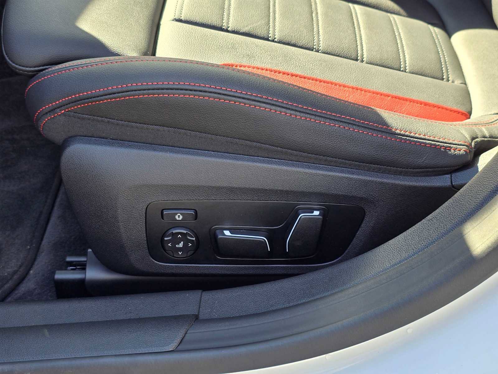 Used 2025 BMW i4 M50 image 24