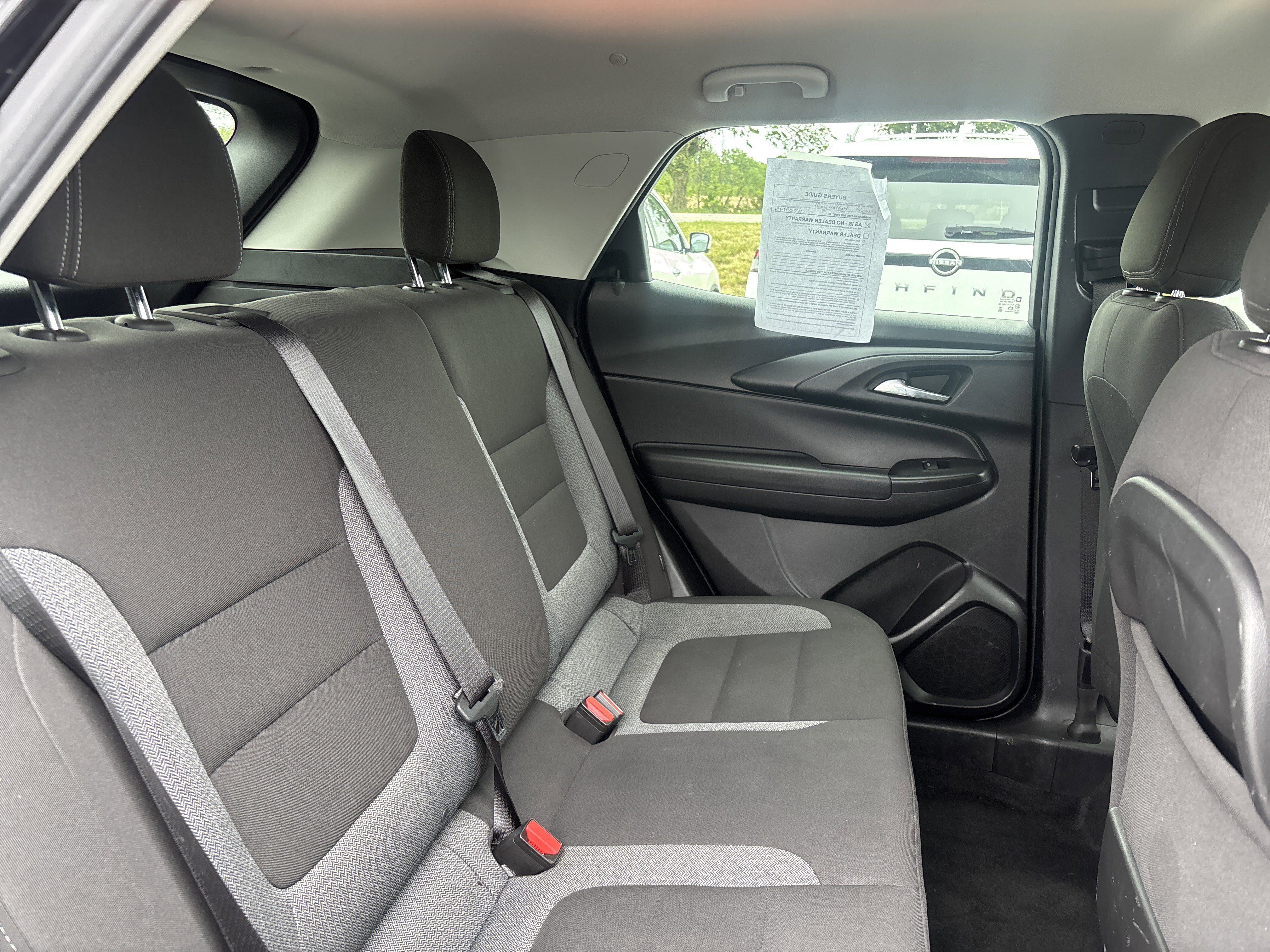 Used 2021 Chevrolet TrailBlazer LS AWD/4WD image 25