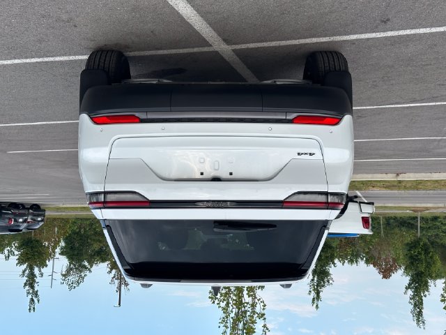 New 2027 Jeep Grand Cherokee Altitude AWD/4WD image 6