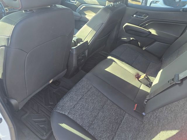 Used 2023 Chevrolet Colorado Z71 w/ Z71 Convenience Package 2 image 10