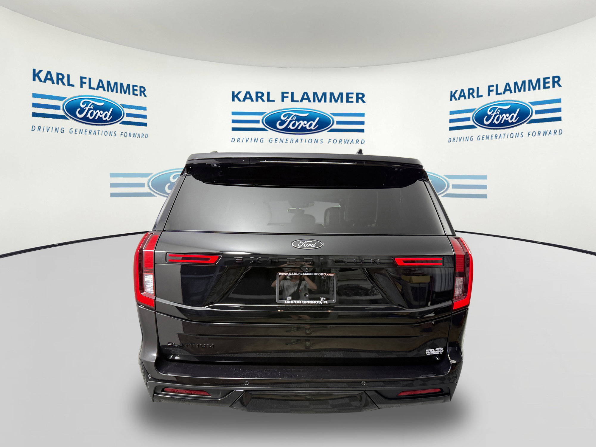 New 2026 Ford Expedition Platinum w/ Stealth Performance Package AWD/4WD image 4