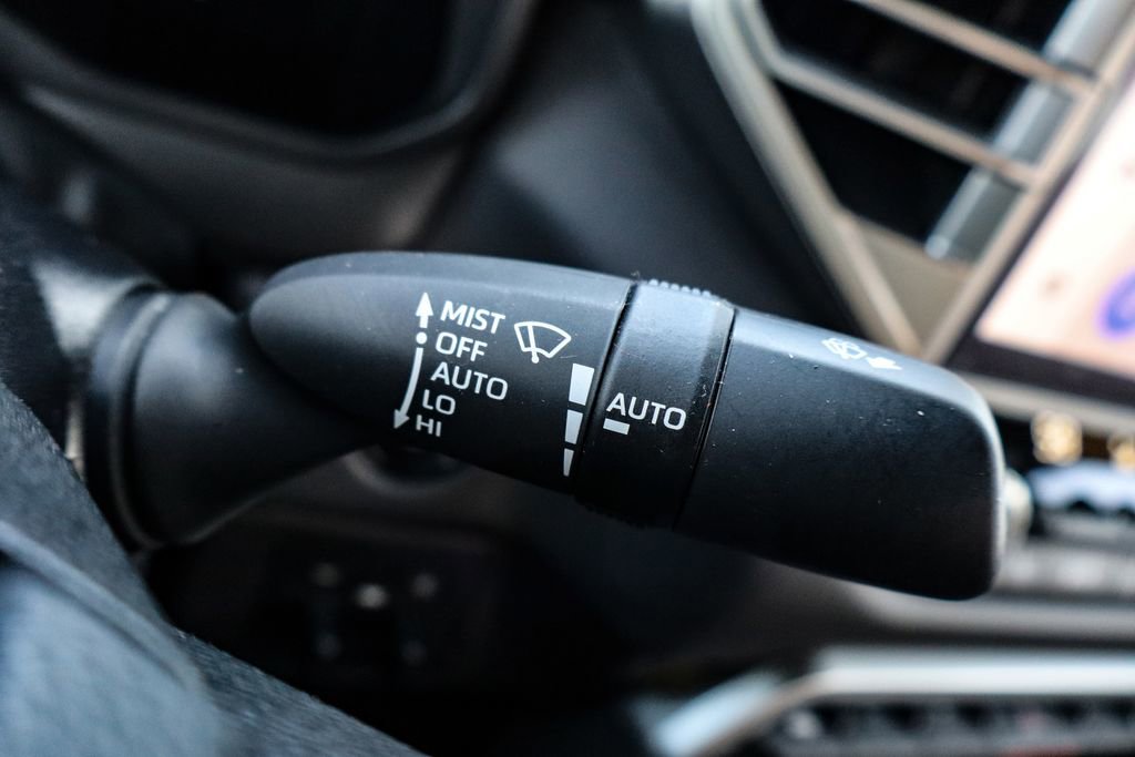 Used 2025 Toyota Tundra Platinum image 25