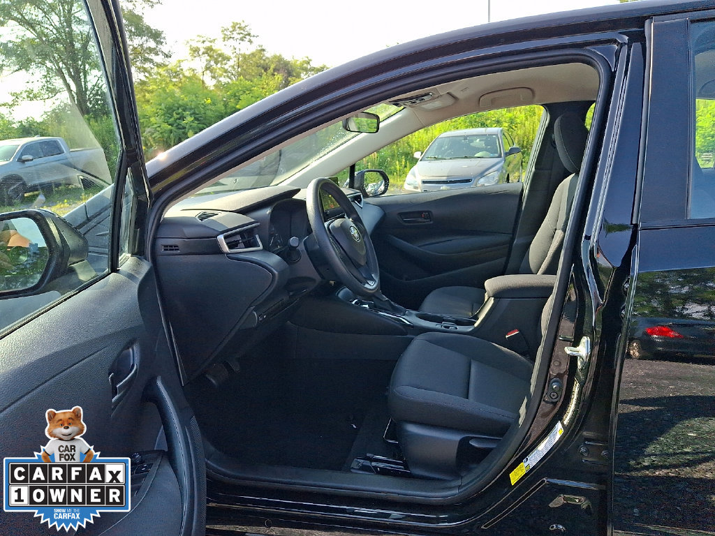 Used 2024 Toyota Corolla LE FWD image 15