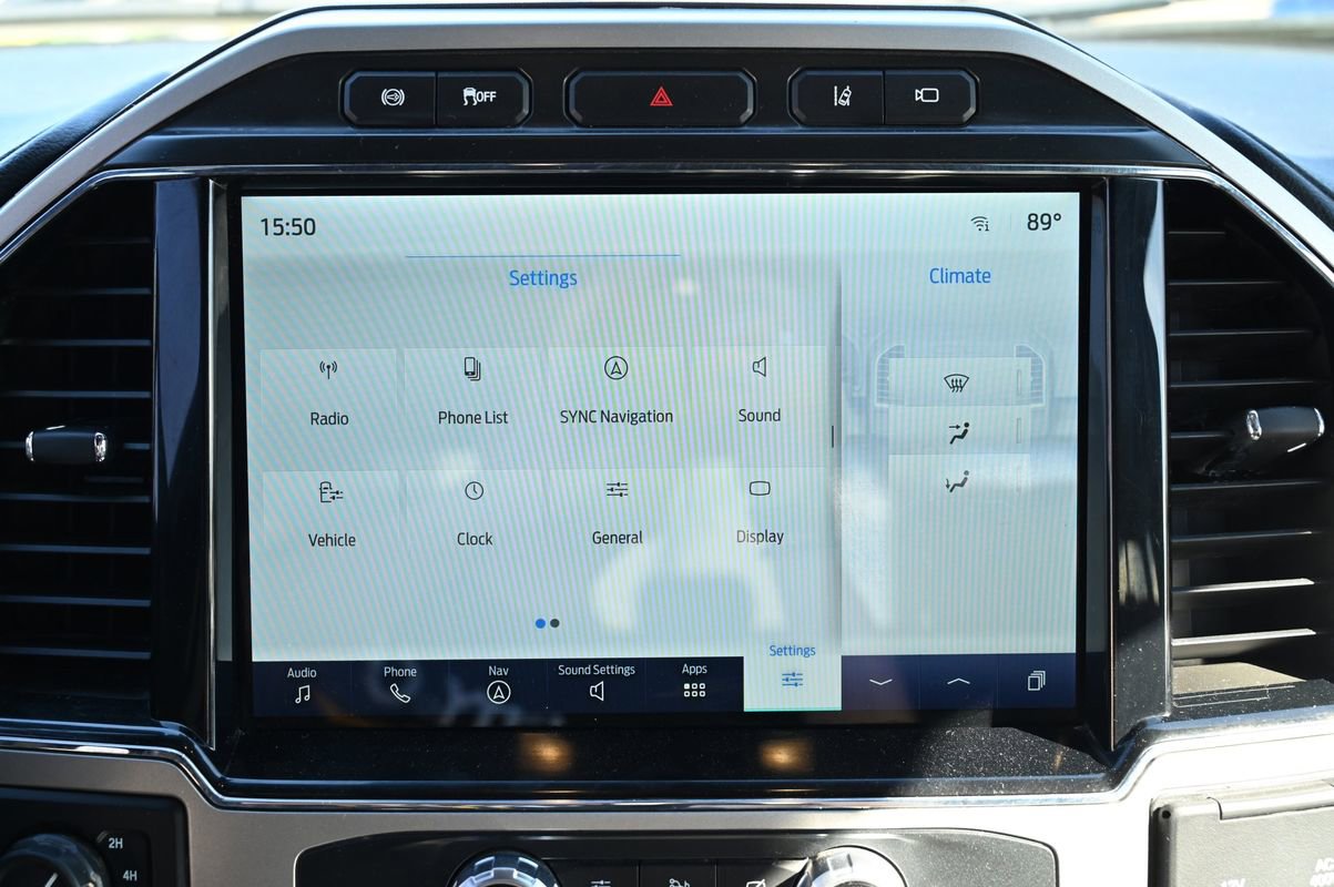 Used 2022 Ford F350 Lariat w/ Chrome Package image 31