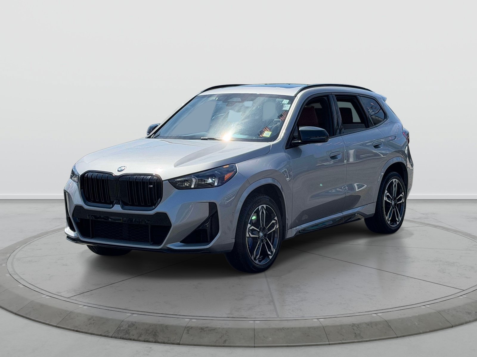 Used 2026 BMW X1 M35i w/ Technology Package AWD/4WD image 3