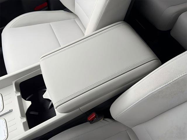 New 2026 Hyundai Santa Fe SE image 24