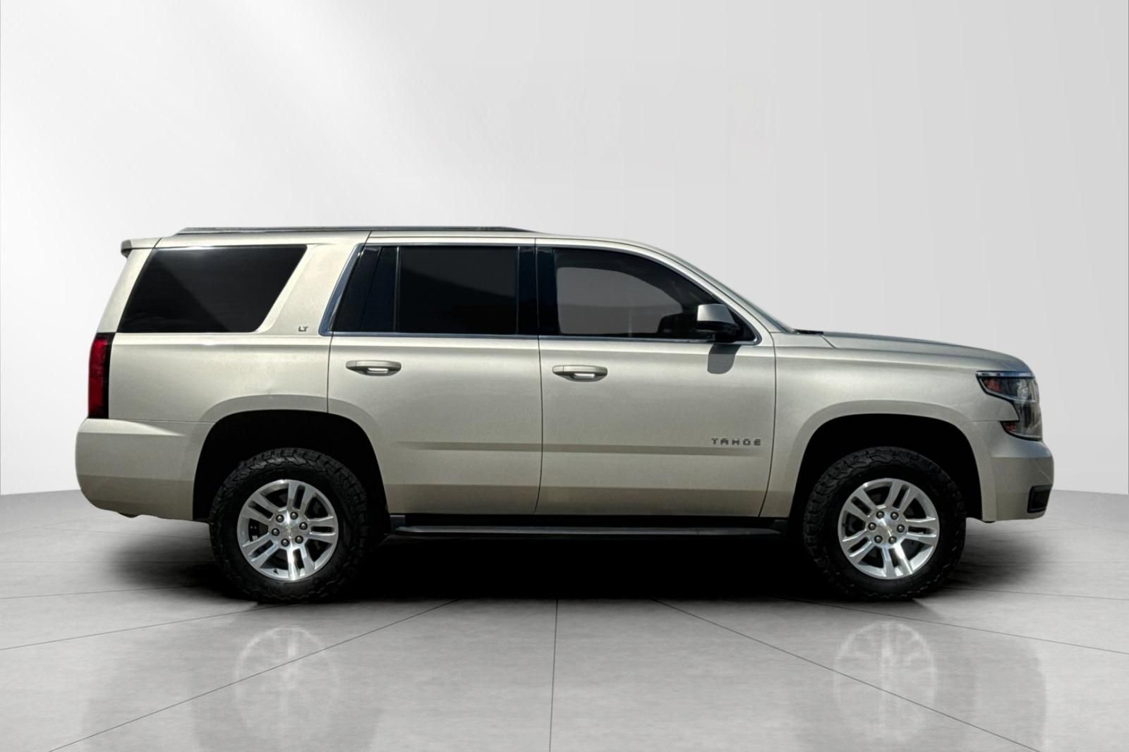 Used 2017 Chevrolet Tahoe LT image 2