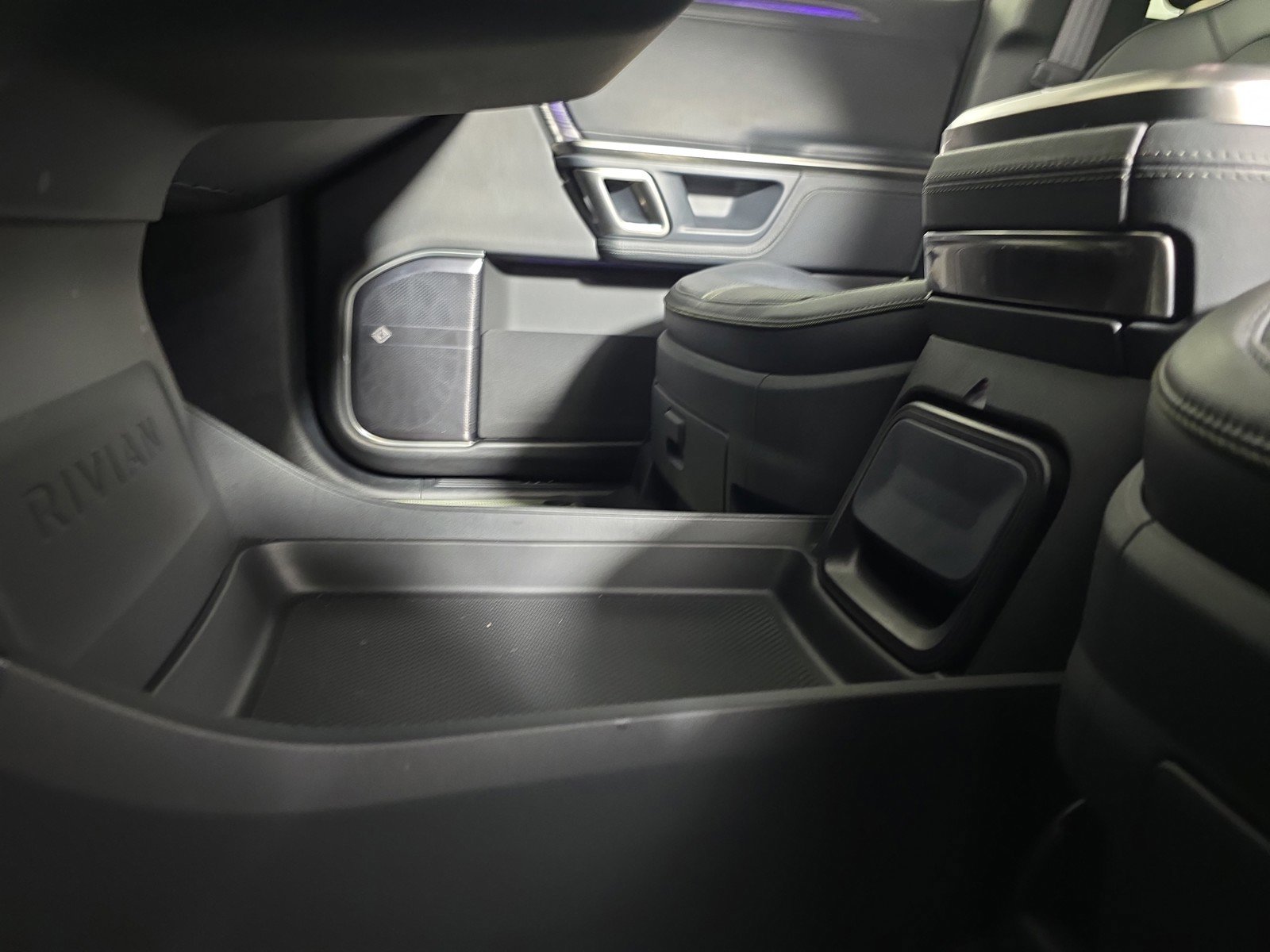 Used 2023 Rivian R1T Adventure image 31