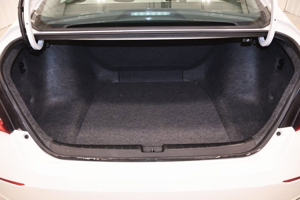 Used 2019 Honda Accord LX image 33