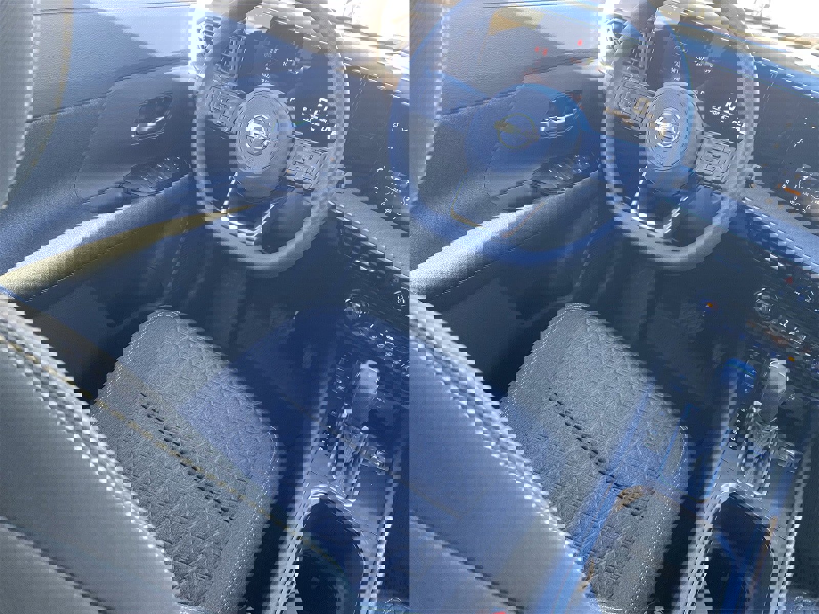 New 2026 Nissan Kicks SV image 15