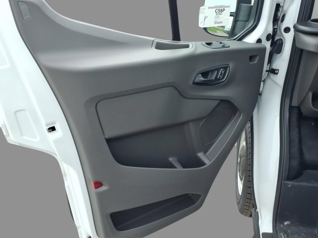 New 2026 Ford Transit 250 148 Medium Roof RWD image 12