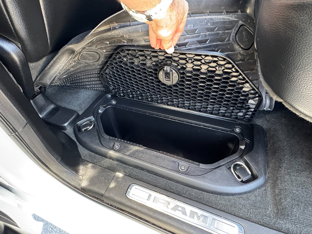 Used 2022 RAM 1500 Laramie image 18