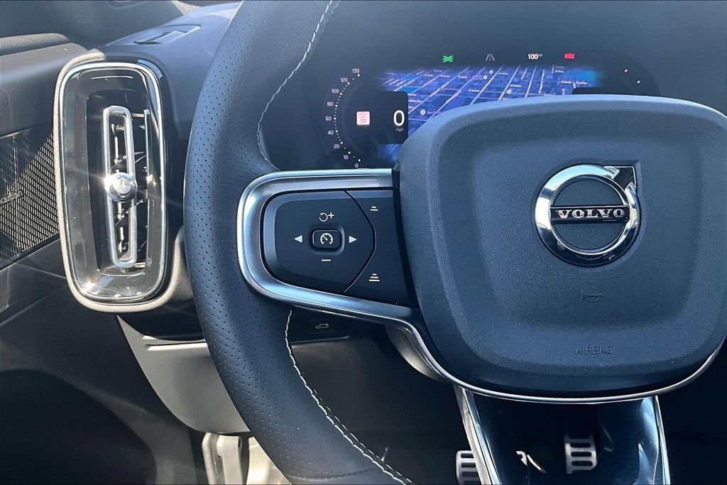 Used 2021 Volvo XC40 P8 Recharge w/ Advanced Package AWD/4WD image 24