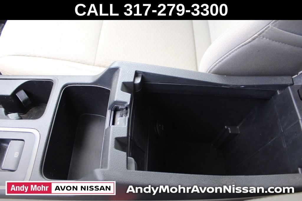 Used 2017 Ford Escape SE AWD/4WD image 38