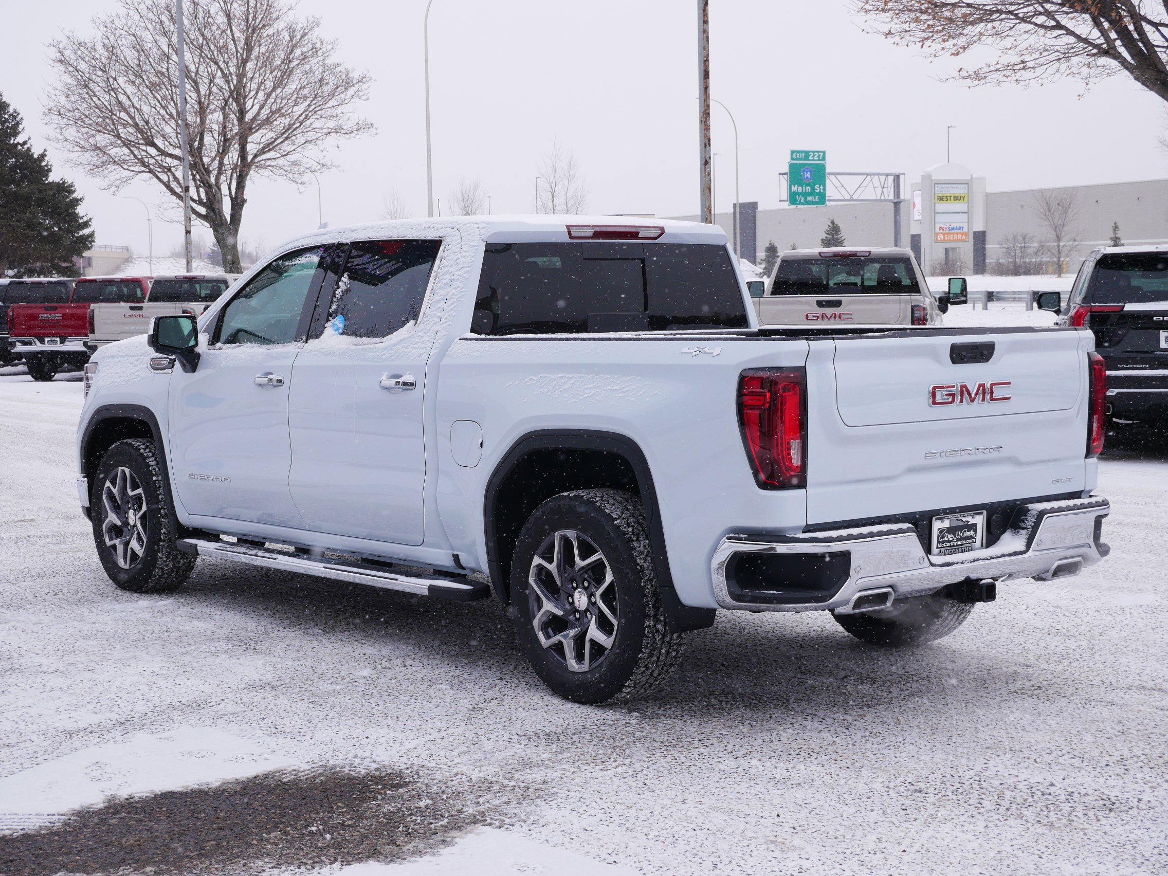 New 2026 GMC Sierra 1500 SLT w/ SLT Premium Plus Package image 5
