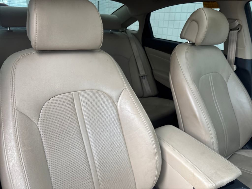 Used 2016 Hyundai Sonata Limited w/ Cargo Package image 18