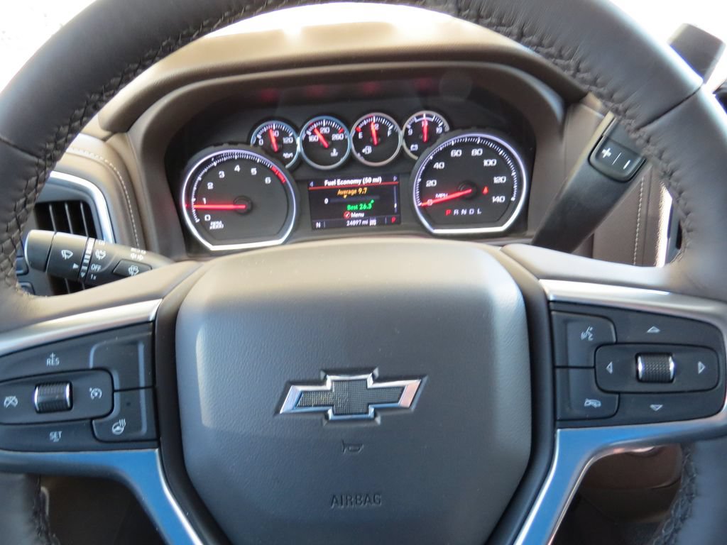 Used 2022 Chevrolet Silverado 1500 RST w/ Safety Package AWD/4WD image 22