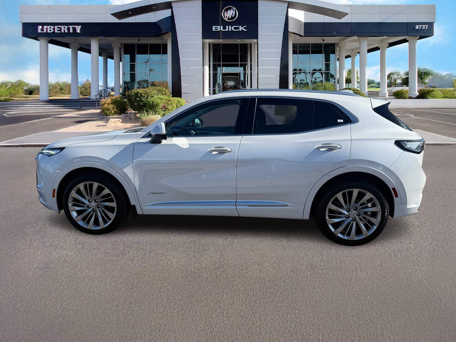 Used 2024 Buick Envision Avenir image 7