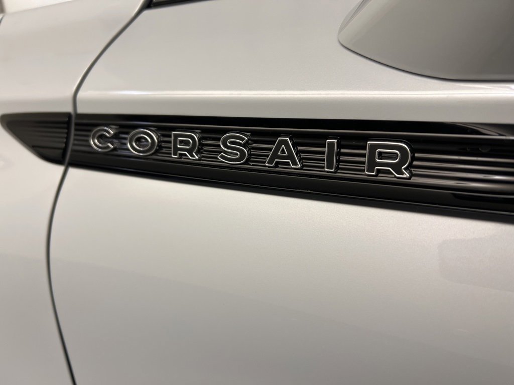 Used 2026 Lincoln Corsair Premiere image 39