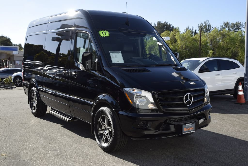 Used 2017 Mercedes-Benz Sprinter 2500 image 8