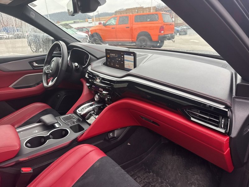 Used 2022 Acura MDX A-Spec image 11
