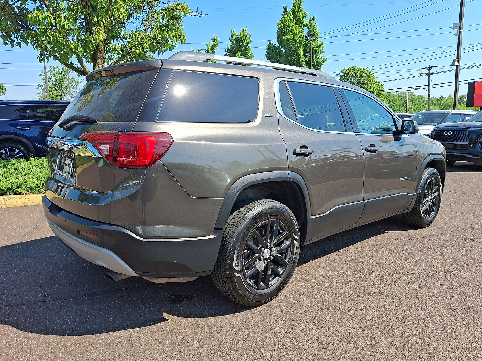 Used 2019 GMC Acadia SLT FWD image 6