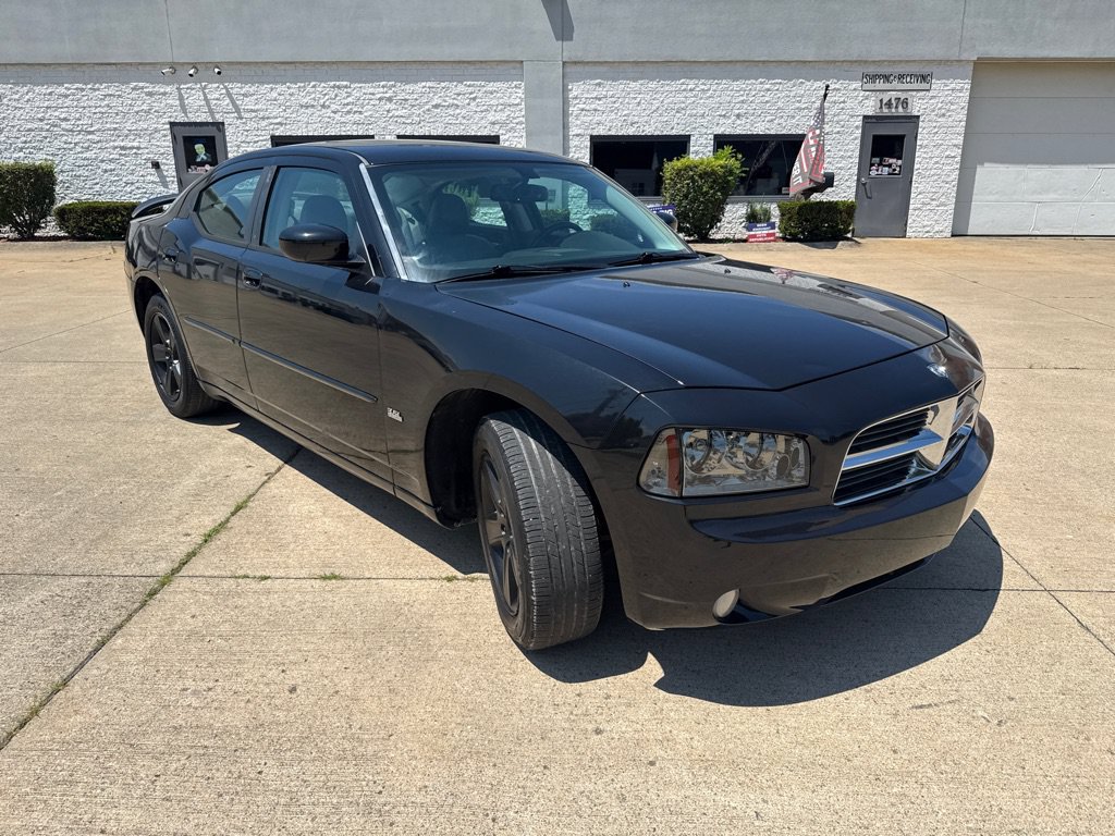 Used 2010 Dodge Charger Rallye RWD image 3