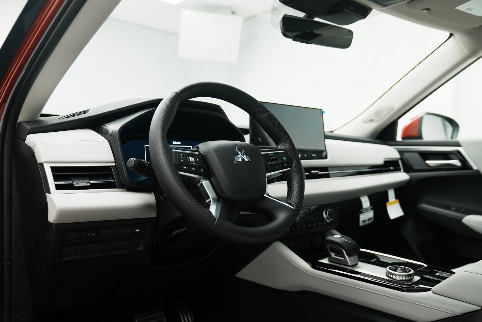 New 2025 Mitsubishi Outlander SEL image 19