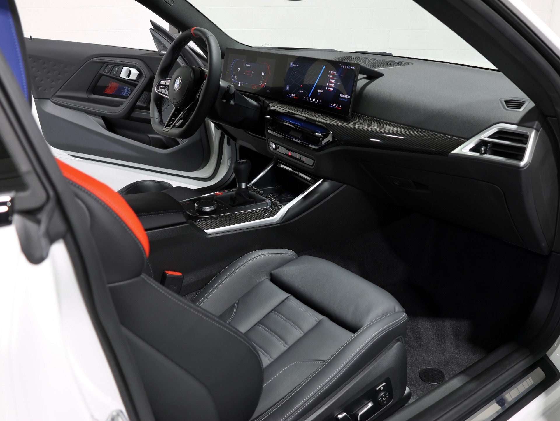 Used 2026 BMW M2 w/ Lighting Package RWD image 84