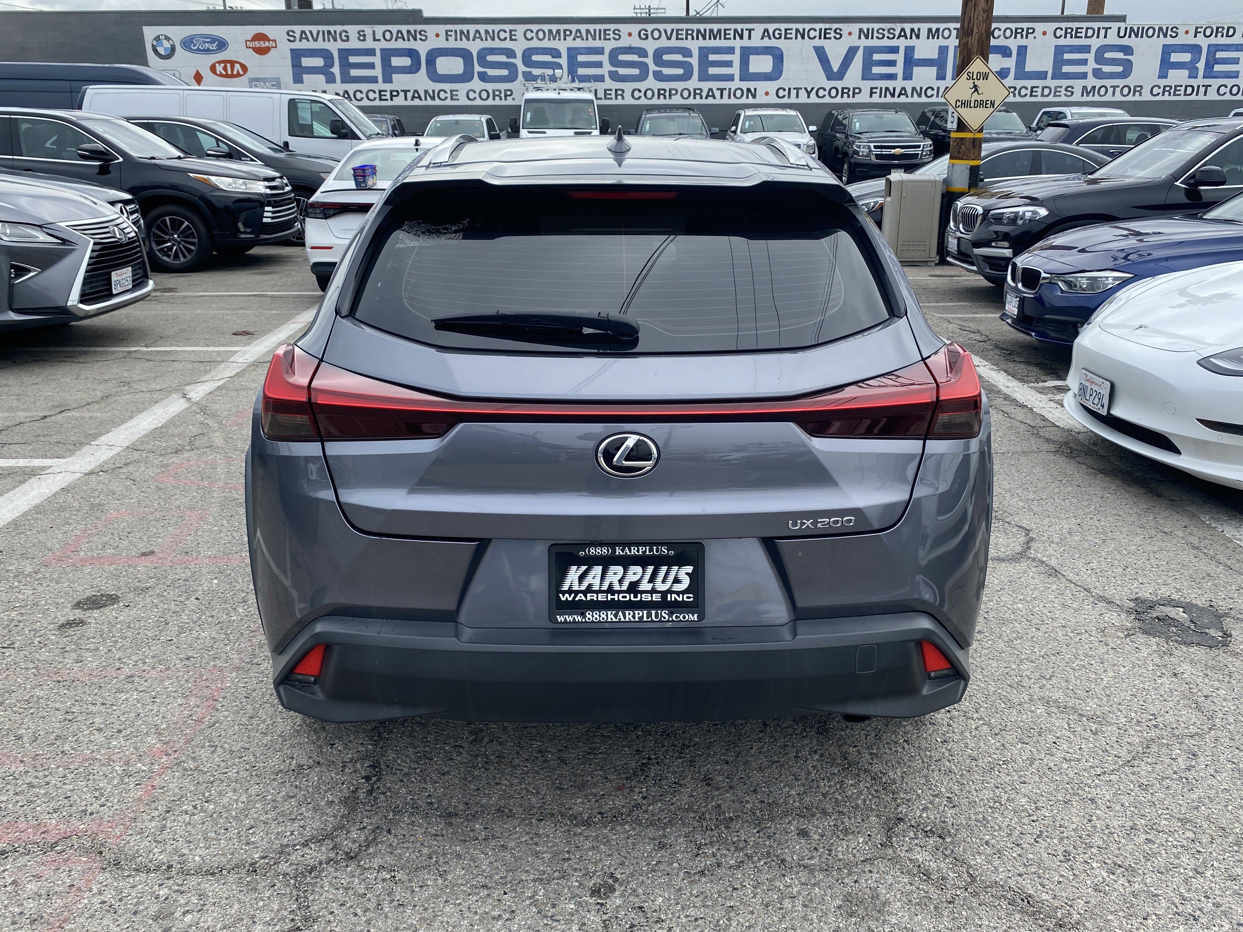 Used 2019 Lexus UX 200 w/ Premium Package FWD image 8