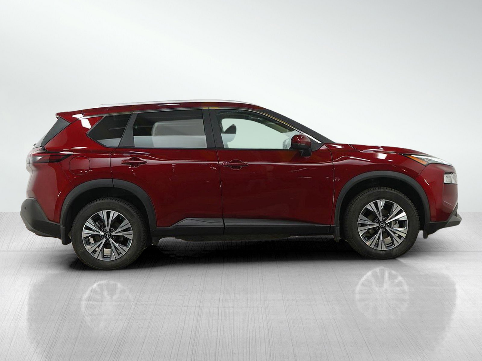 Used 2023 Nissan Rogue SV w/ SV Premium Package image 6