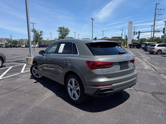 Used 2024 Audi Q3 2.0T Premium Plus w/ Premium Plus Package AWD/4WD image 4
