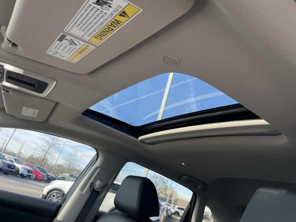 Used 2026 Honda HR-V EX-L image 16