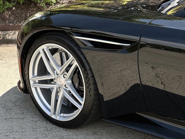 Used 2024 Aston Martin DB12 image 9