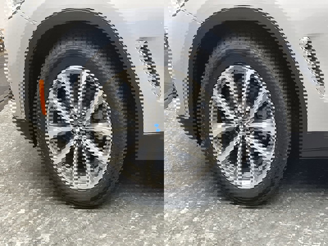 Used 2018 BMW X3 xDrive30i w/ Premium Package image 34