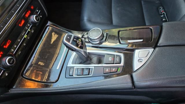 Used 2016 BMW 535i xDrive Sedan image 25