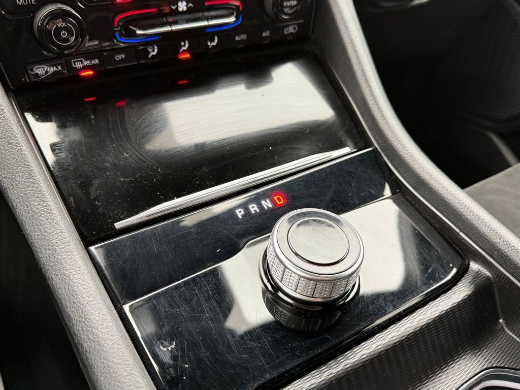 Used 2024 Jeep Grand Cherokee L Laredo image 20