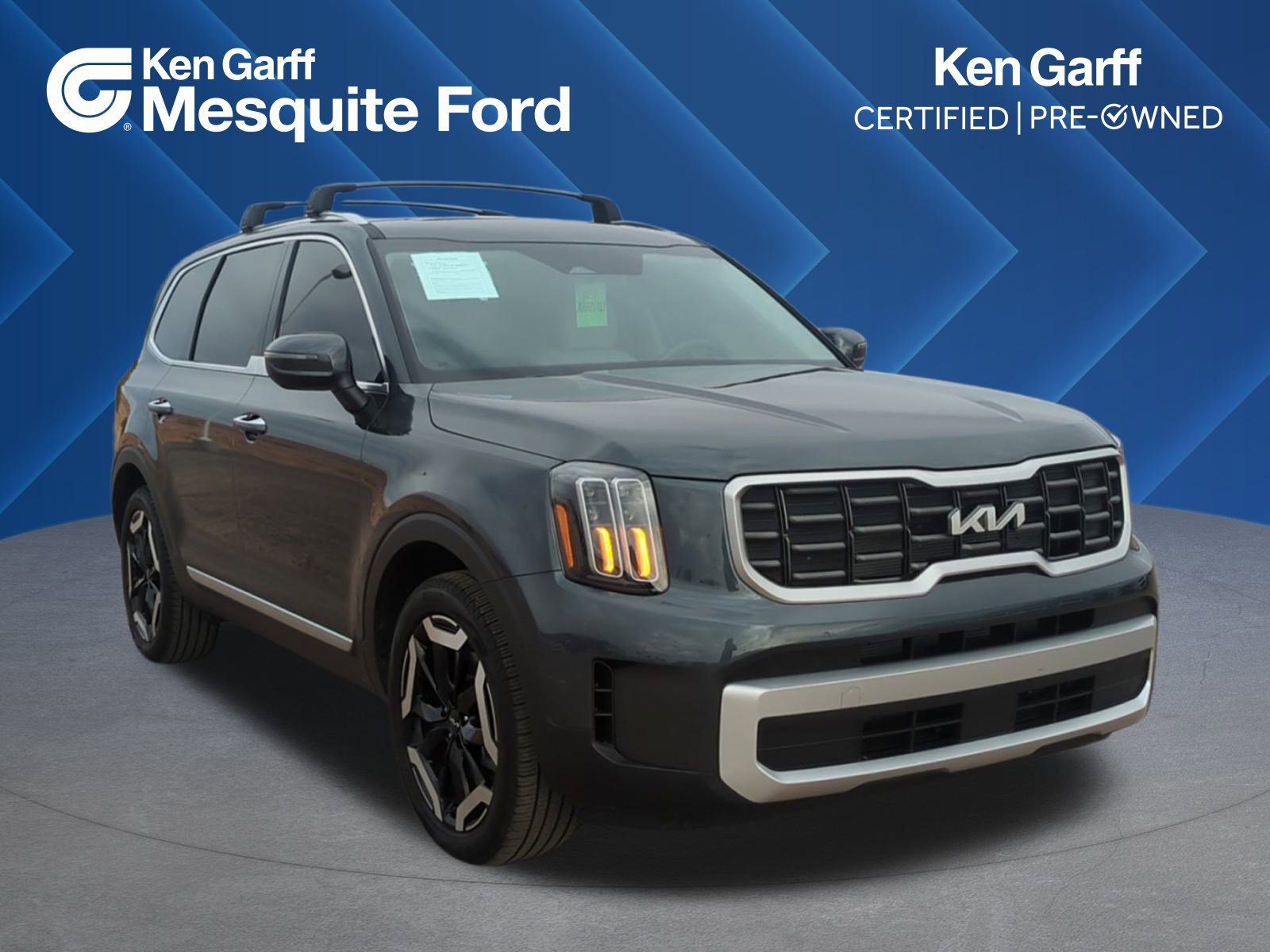 Used 2024 Kia Telluride S w/ S Sunroof Package