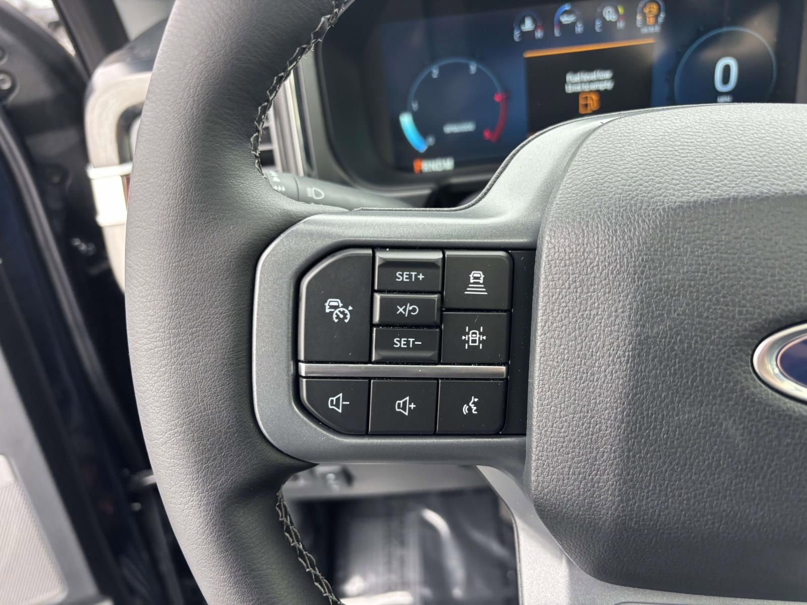 New 2025 Ford F250 Lariat w/ Lariat Ultimate Package image 18