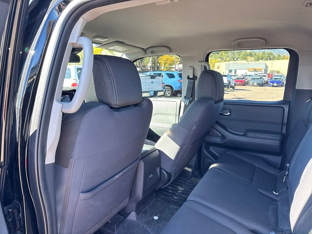 Used 2022 Nissan Frontier SV image 31